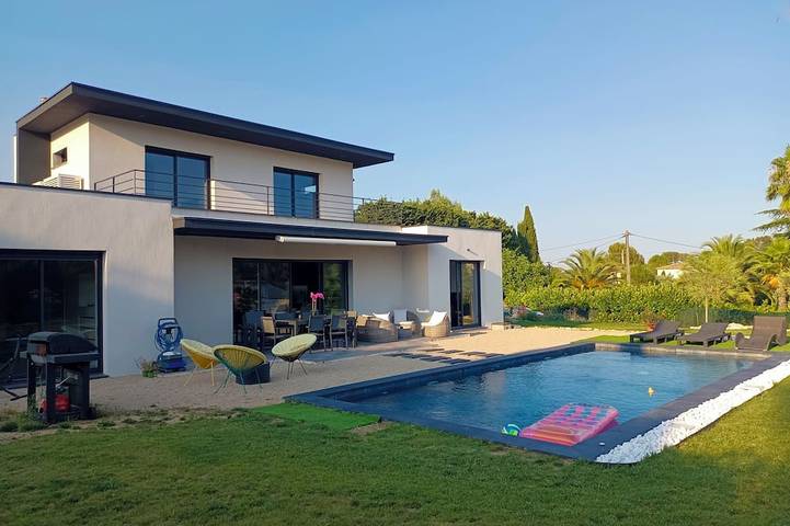 Villa pour 8 personnes, avec jardin à Peymeinade