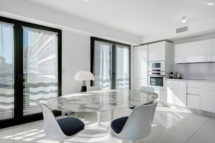 Appartement entier, Juan les Pins front de mer 2P Bay Side in Juan-les-Pins, Antibes