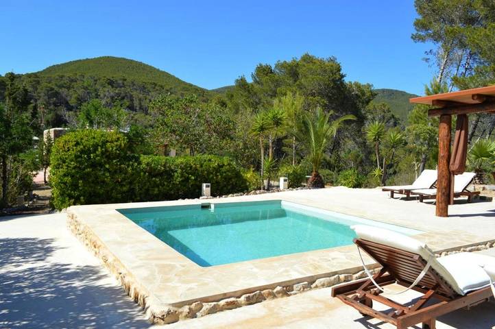 Chalet para 2 personas, con jardín además de piscina y jacuzzi en Ibiza - 3