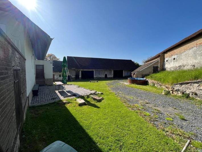 Ferienhaus für 13 Personen, mit Garten und Pool sowie Terrasse - 1