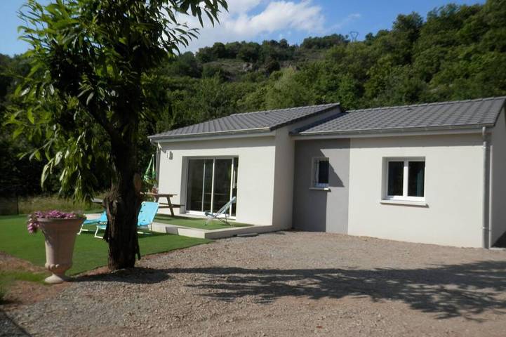 Villa pour 4 personnes, avec jardin et terrasse