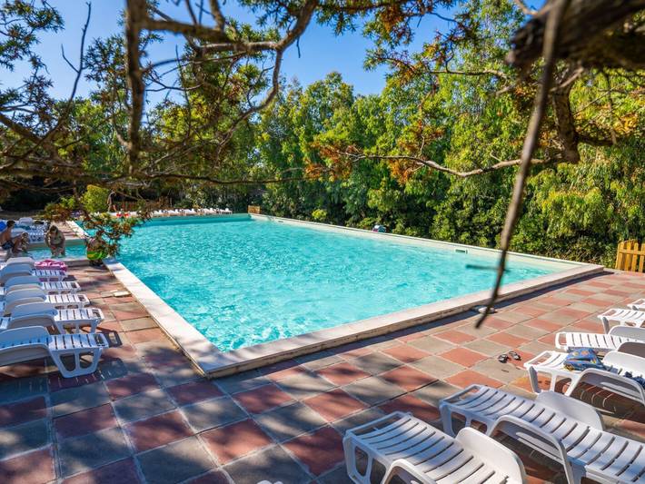 Location de vacances pour 5 personnes, avec terrasse à Badesi - 2