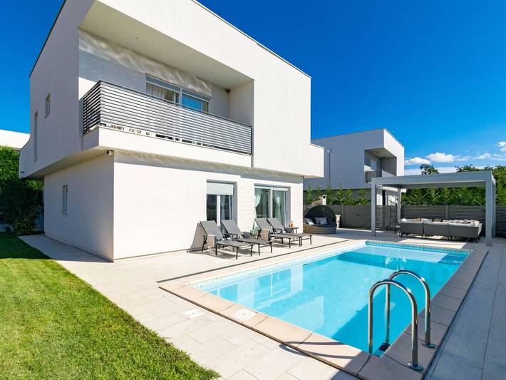 Ferienhaus für 7 Personen, mit Balkon und Garten - 1