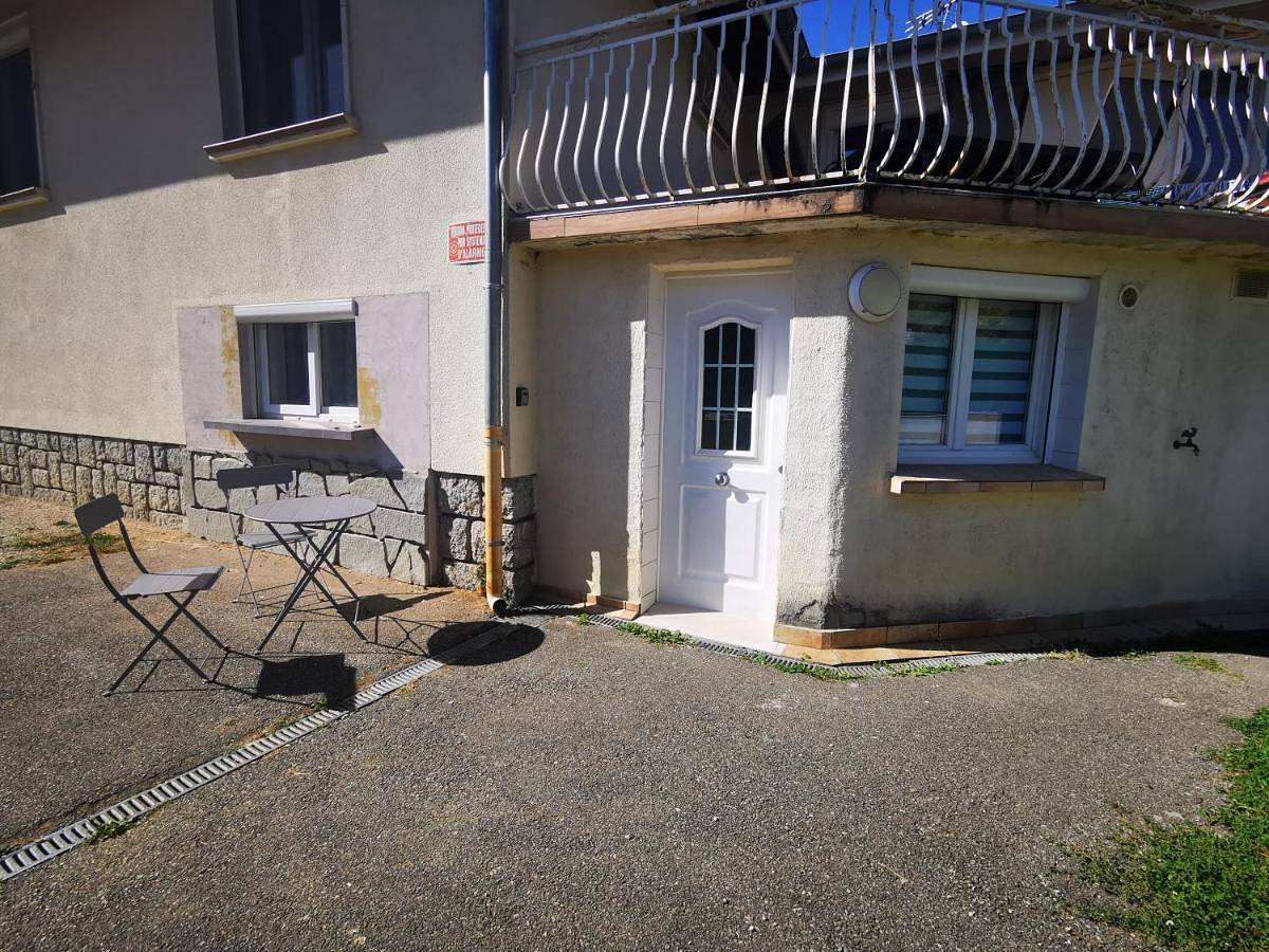 Appartement entier, One-Bedroom Apartment in Seyssinet-Pariset, Isère