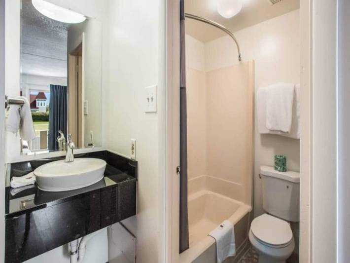 Apartamento entero, Amplia habitación con 2 camas tamaño queen | No fumadores in Somers Point, Condado de Atlantic