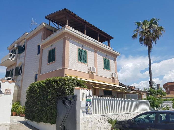 Hotel dla 2 osób, z ogród i widok w Anzio