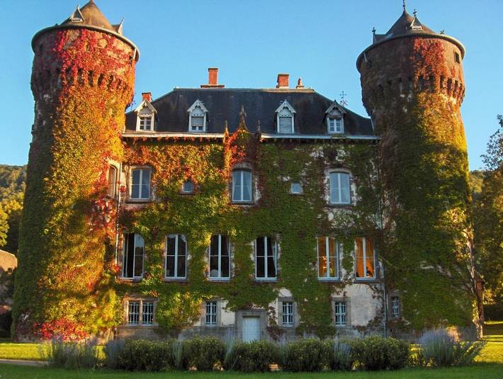 Chambre d’hôte pour 3 personnes, avec piscine ainsi que jardin et vue