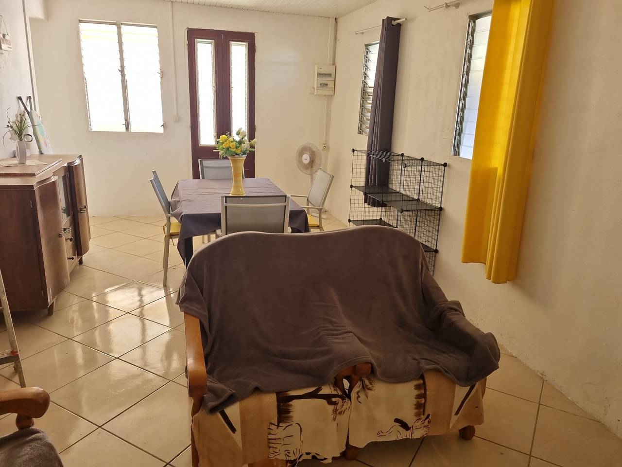 Charming House in Le Robert with Garden and Nearby Tennis in Le Robert, Martinique