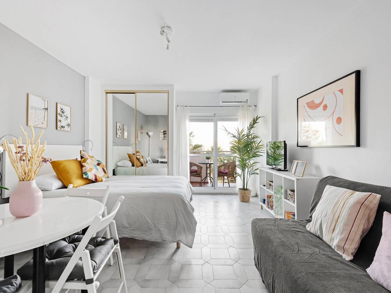 Hel semesterlägenhet, Sunstay Jupiter Studio Benalmadena in Benalmádena Costa, Benalmádena