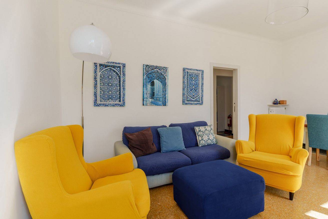 Entire apartment, Guesthost - Bright Apartment X6 with Terrace in Genova (City), Genoa