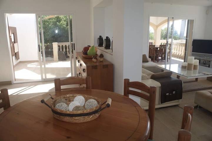 Exclusive house. Amazing sea views ,close to beach & golf,  Private pool, bbq in Cala Poncet, Alcúdia