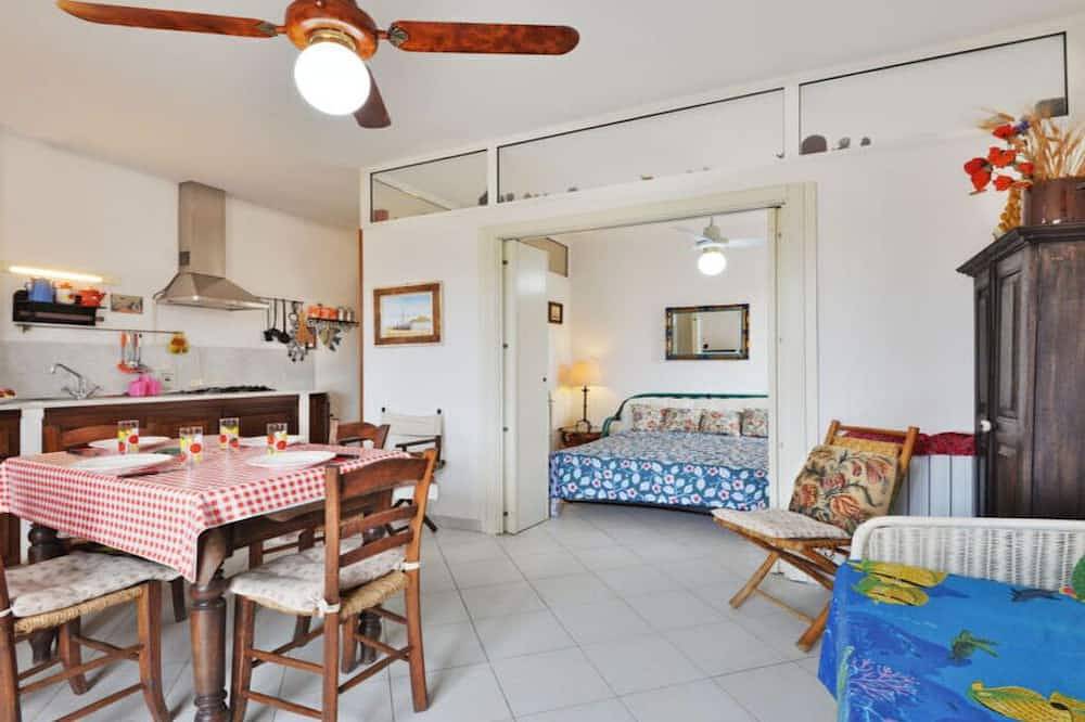 Ganze Wohnung, Casa Gabriella: Your bright, airy, and perfect spot to relax in Porto Azzurro, Toskanischer Archipel
