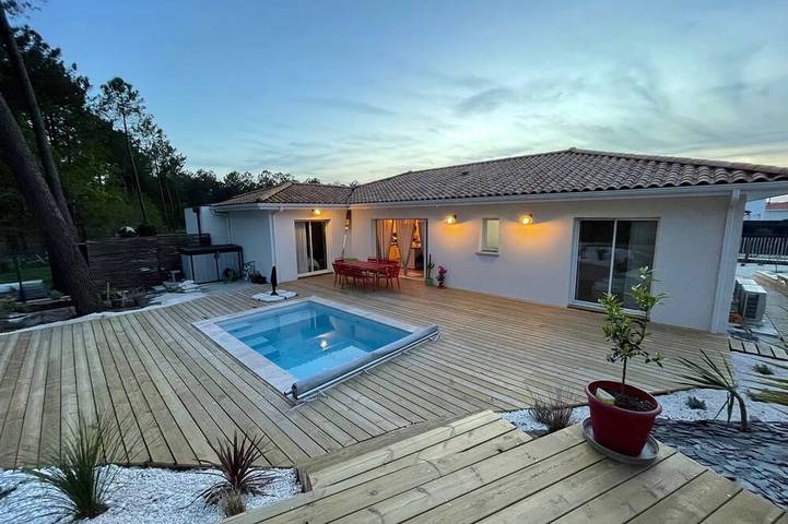 Villa pour 8 personnes, avec jardin et terrasse à Mimizan