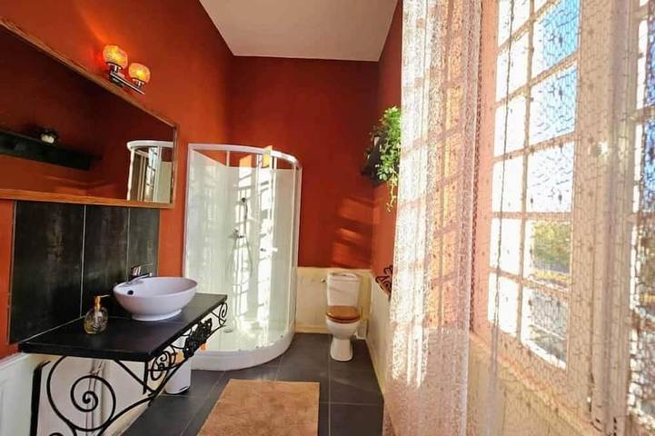 Location de vacances pour 2 personnes, avec jardin ainsi que jacuzzi et sauna à Vicq-d'Auribat - 3