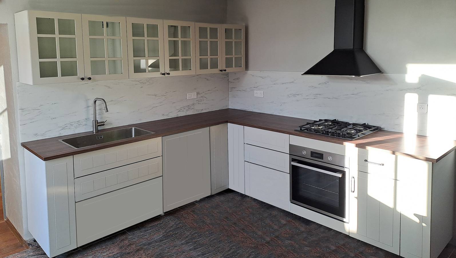 Domaine des Tilleuls - Grand Jardin avec Piscine privée sur le Canal de Bourgogne in Ravières, Arrondissement d'Avallon