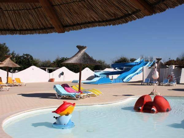 Camping pour 5 personnes, avec piscine et jacuzzi en Camargue - 3