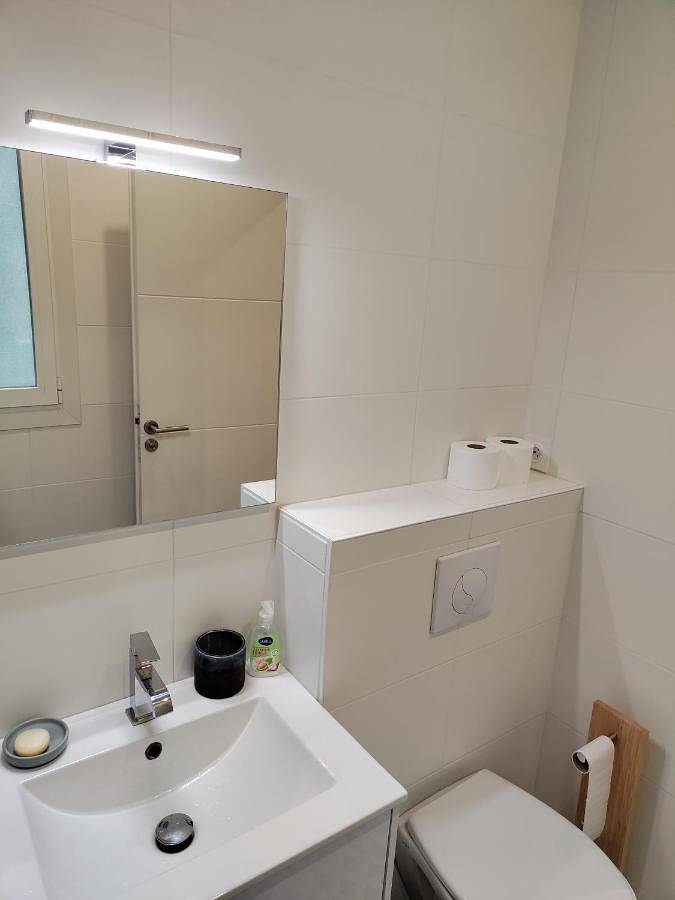Appartement entier, Brand new flat - Really calm in Central Paris in Paris 10e Arrondissement, Paris