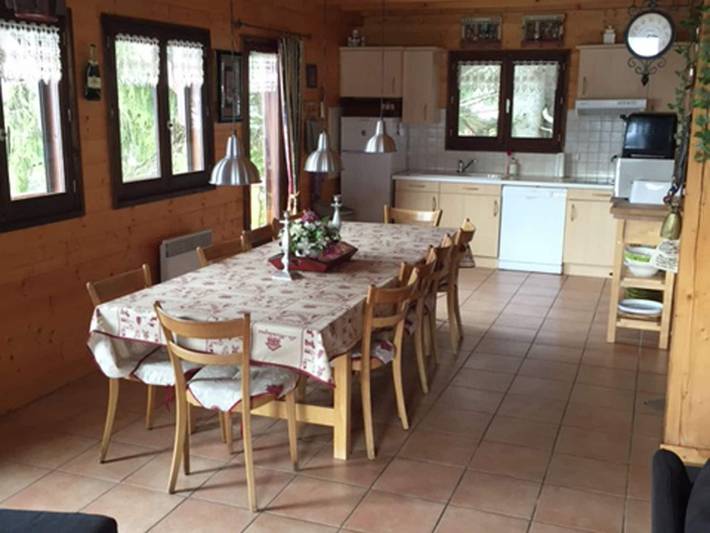 Chalet pour 10 personnes, avec jardin ainsi que balcon et sauna, adapté aux familles à Les Gets - 4