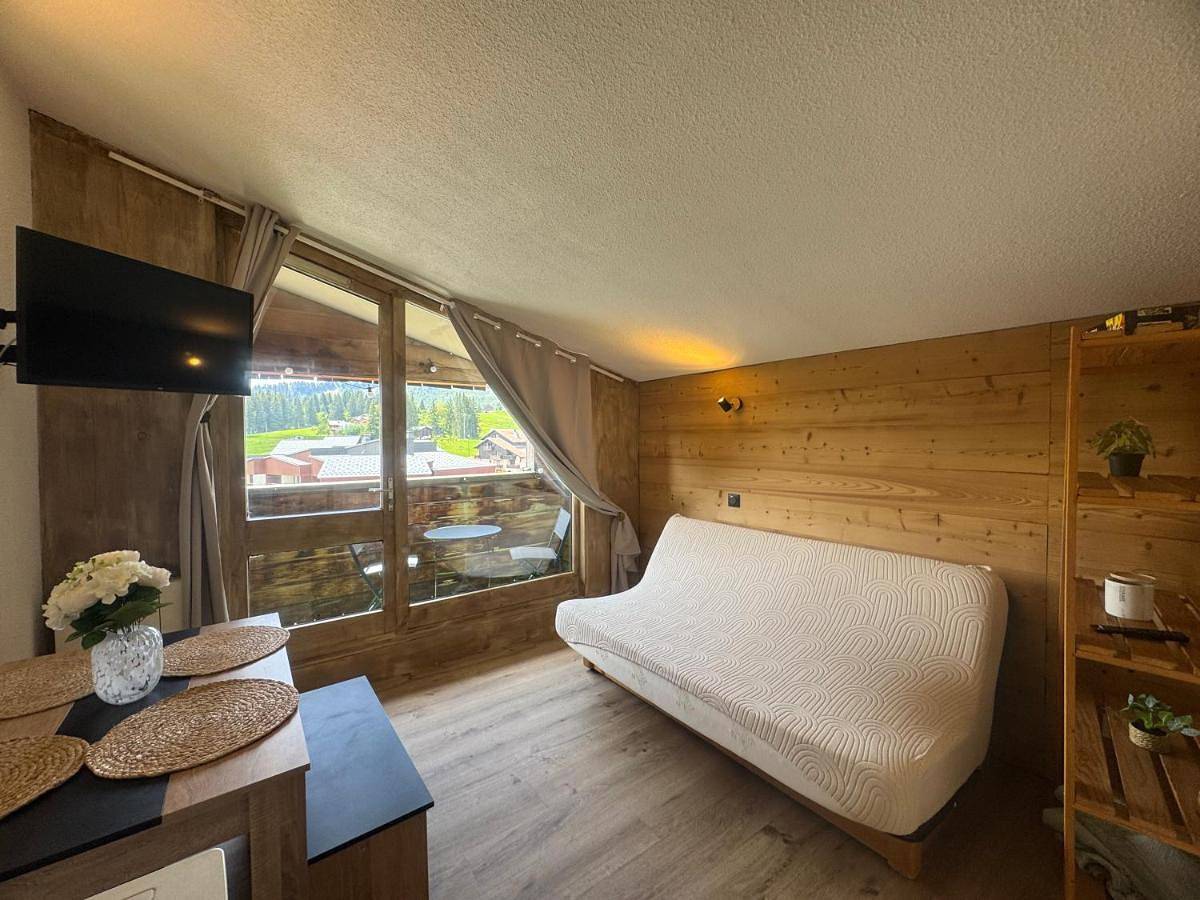 Apartamento entero, Appartement au pied des pistes in Le Praz de Lys, Taninges