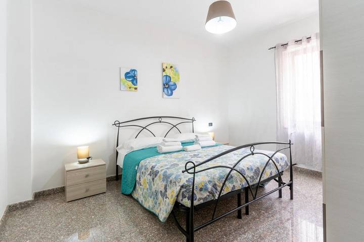 Gîte pour 6 personnes, avec vue et balcon à Ulassai