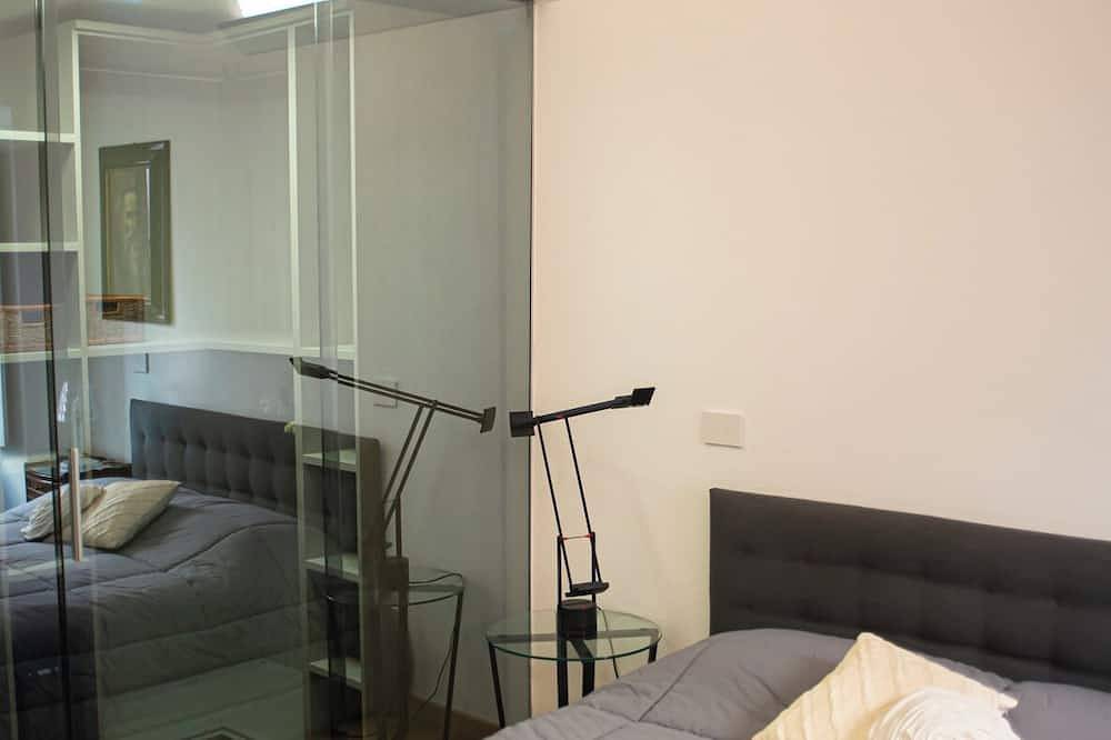 Entire apartment, House of Count Maximilian Roero. Magnificent appart in the heart of the Old Town in Cuneo, Cuneo Province