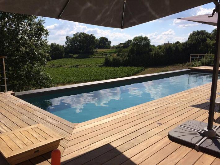 Location de vacances pour 6 personnes, avec piscine ainsi que jardin et vue à Saint-Genès-de-Castillon - 3