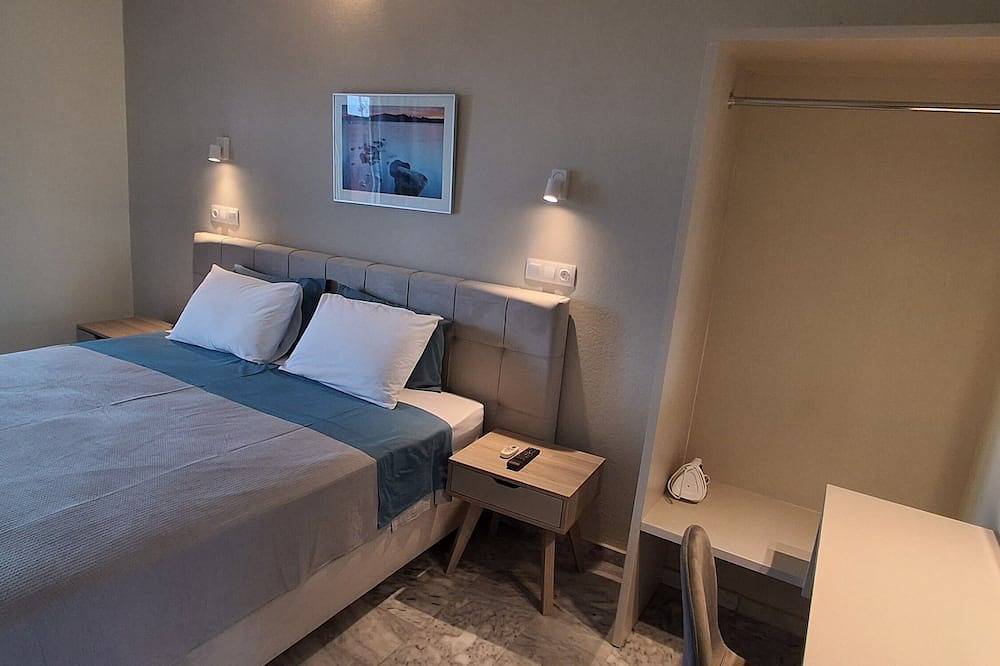 Appartement entier, Villa kavourakia studio with sea view in Sporades