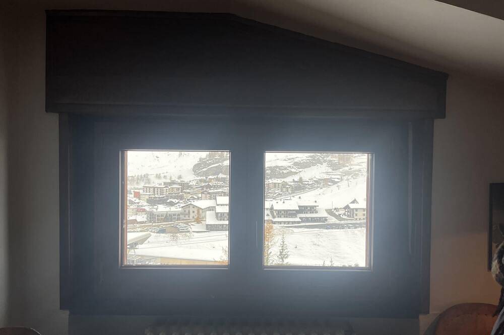 Entire apartment, Appartamento Cervinia Fronte Funivie in Cervinia, Valtournenche