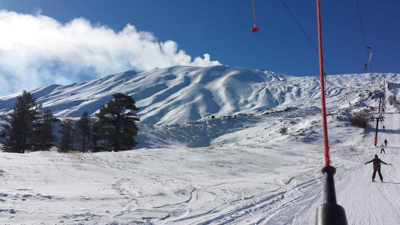Appartamento intero, Two-Bedroom Apartment in Piedimonte Etneo, Etna