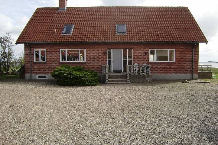Ferienhaus für 23 Personen, mit Sauna und Garten sowie Whirlpool