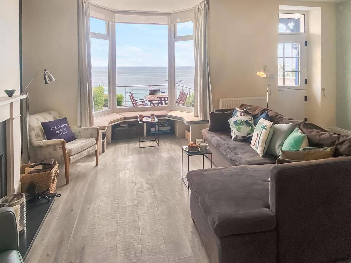Three-Bedroom Holiday Home in Portscatho, Cornwall