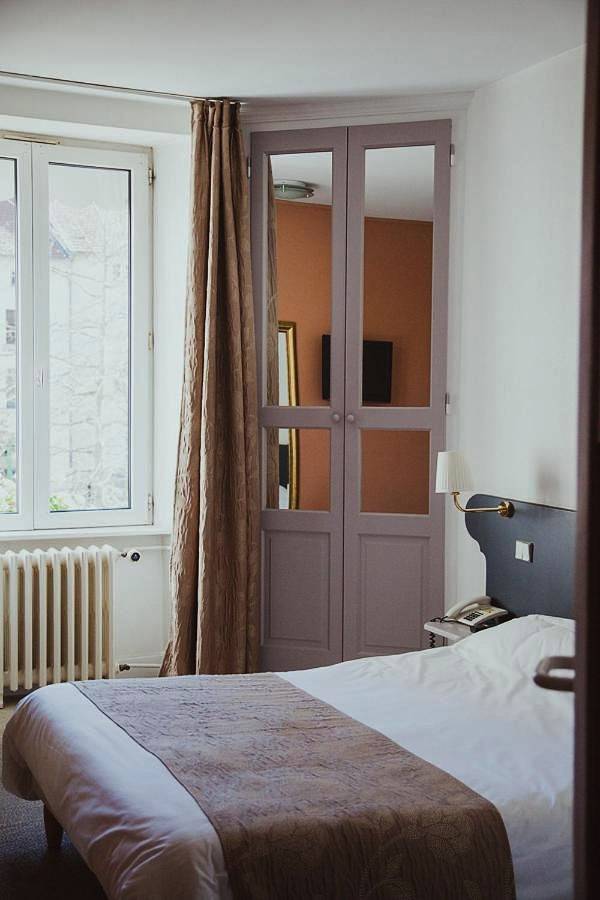 Hôtel pour 2 personnes, animaux acceptés à Yssingeaux - 2