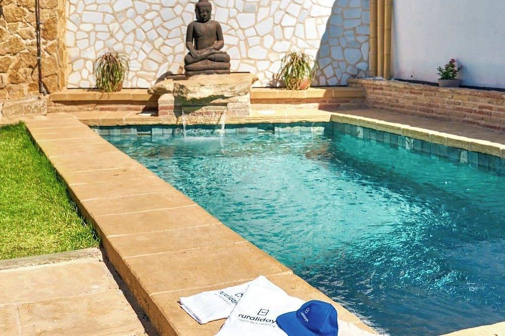 El Nacimiento Santa Elena in Santa Elena, Sierra Morena