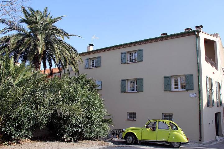 Gîte pour 14 personnes, avec jardin et terrasse, animaux acceptés