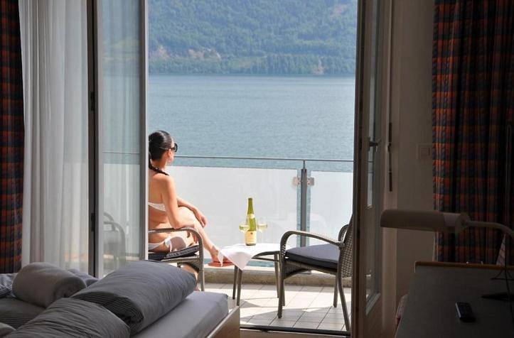 Hôtel pour 4 personnes, avec vue sur le lac ainsi que balcon et vue à Gersau - 3