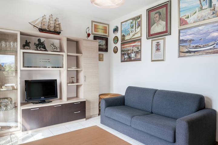 Ferienwohnung für 6 Personen, mit Balkon und Terrasse sowie Seeblick und Ausblick in Garda - 4
