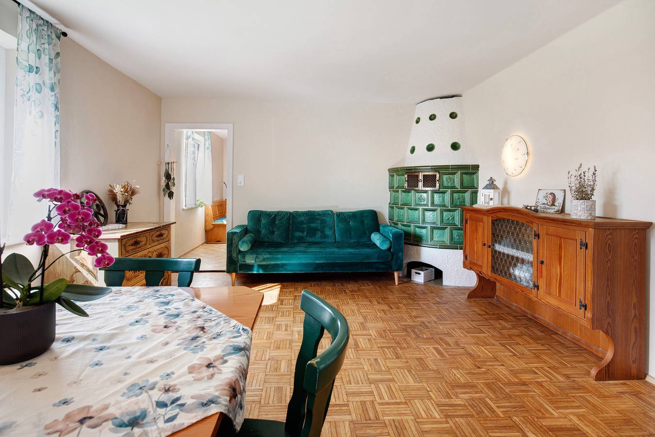 Ferienhaus 'Feilchenhof' mit privater Terrasse, privatem Garten und Wi-Fi in Freilassing, Rupertiwinkel
