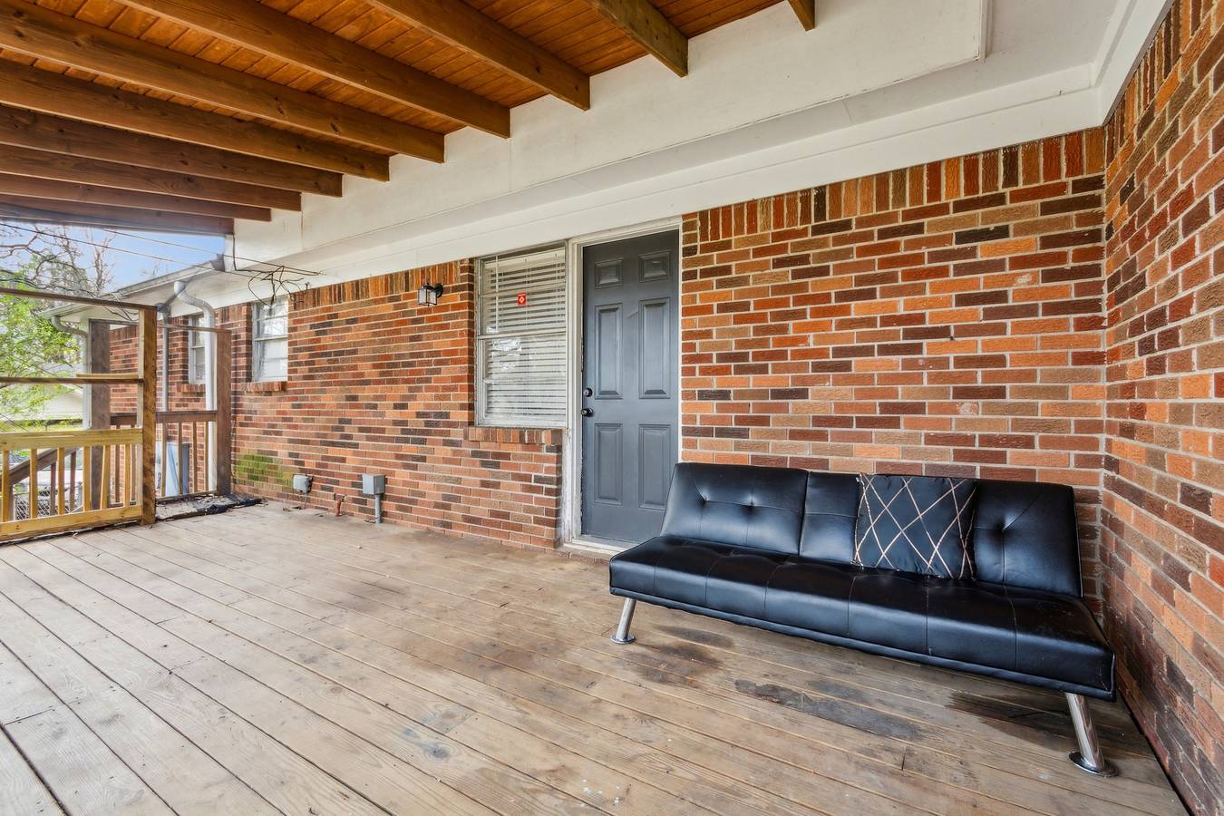 House - Sleeps 10 - Parking - Patio in Little Rock, Arkansas