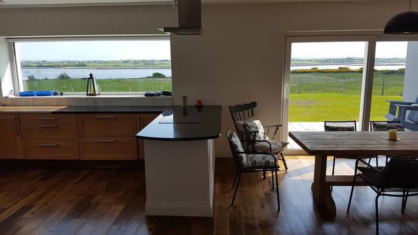 Location de vacances pour 6 personnes, avec vue et jardin à Oranmore - 3