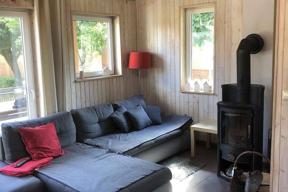 Schönes Holzhaus mit kleiner Wellnessoase in ländlicher Idylle in Syke, Naturpark Wildeshauser Geest