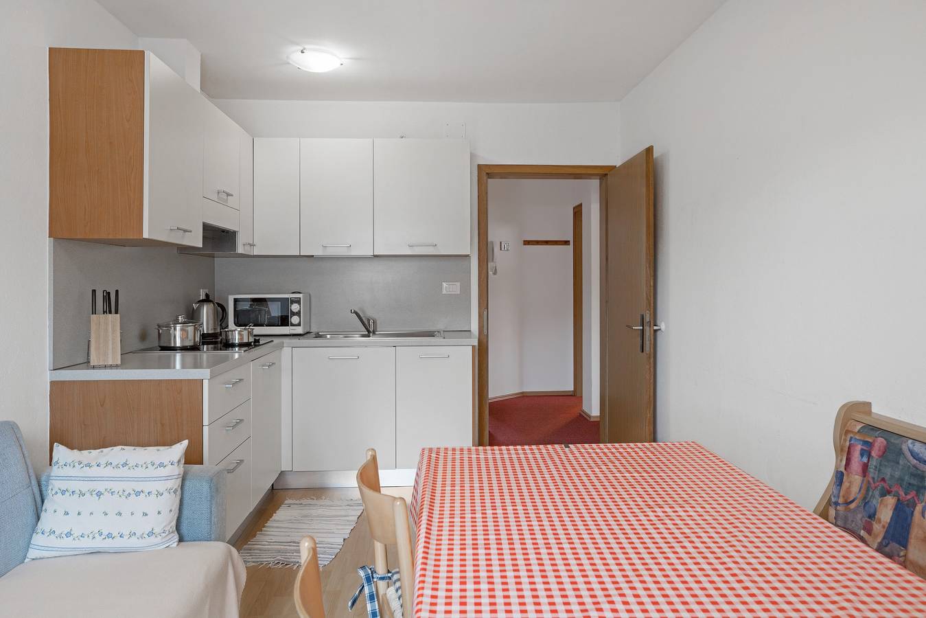 Appartamento intero, Appartamento di vacanza "Kruma - Bankl 1" con vista sulle montagne, Wi-Fi e balcone in Valdaora di Mezzo, Valdaora