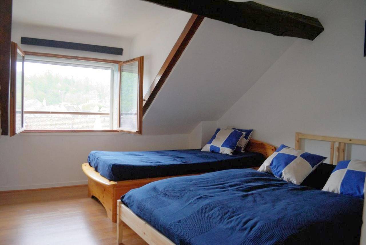 Appartement entier, One-Bedroom Apartment in Crécy-la-Chapelle, Seine-et-Marne