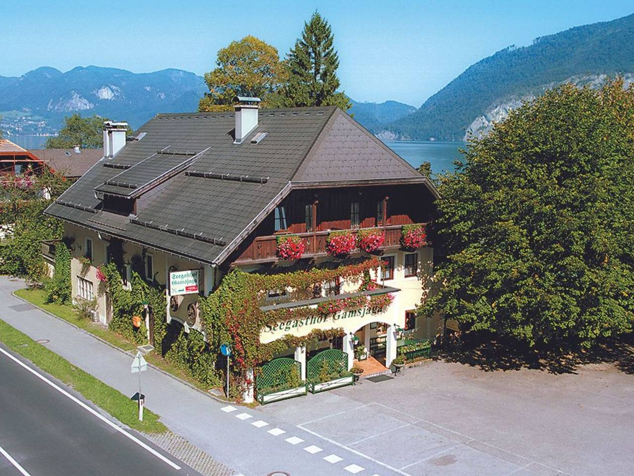 Seegasthof Gamsjaga - Standardzimmer in Salzkammergut-Berge, Sankt Gilgen