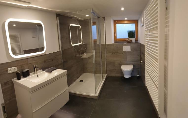 Ferienwohnung für 6 Personen, mit Terrasse und Garten - 1