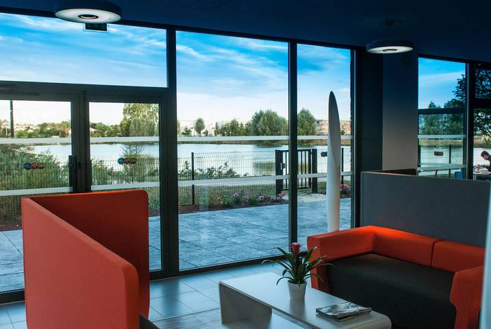 Estudio entero, Estudio Doble in Bruges (Gironda), Región de Burdeos