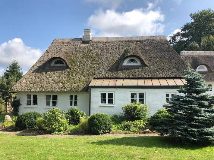Ferienwohnung für 4 Personen, mit Garten und Ausblick in Güby