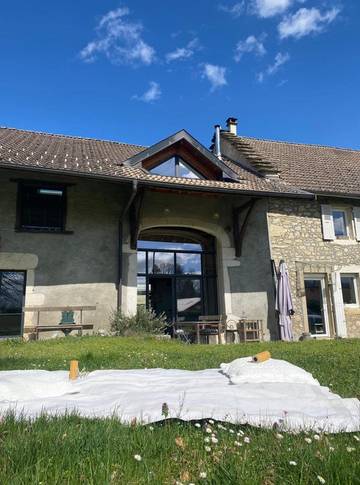 Chambre d’hôte pour 2 personnes, avec jardin dans l' Ain