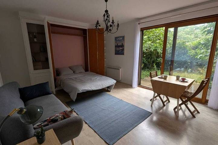 Gîte pour 2 personnes, avec jardin à Caluire-et-Cuire - 2