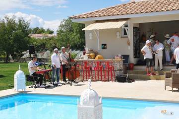 Chambre d’hôte pour 2 personnes, avec piscine et sauna ainsi que jacuzzi et jardin à Perpignan