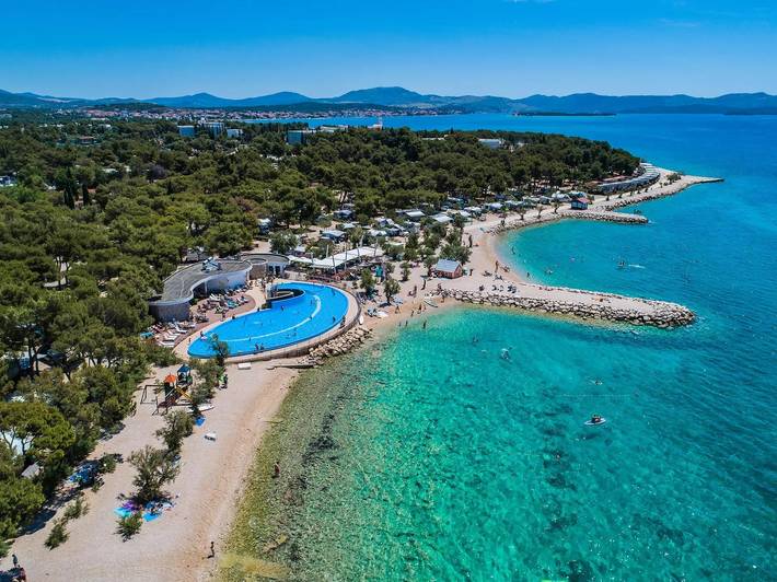 Villa pour 6 personnes, avec Terrasse ainsi que Piscine et Sauna à Šibenik